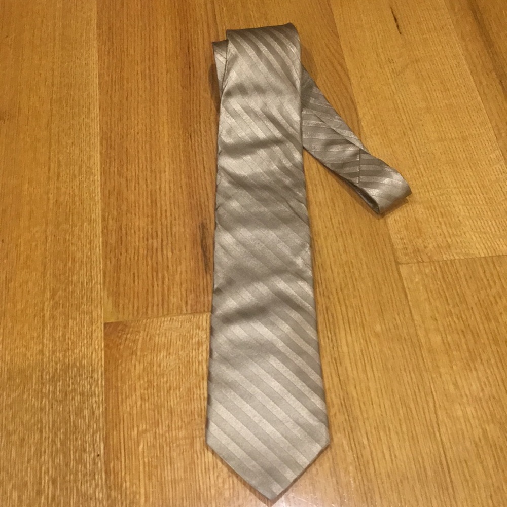 👔TED BAKER LONDON MEN TIE👔